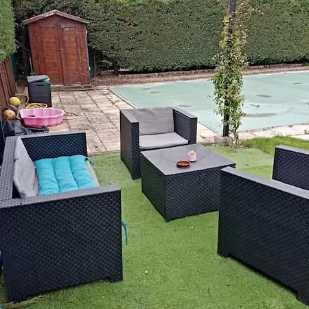 Grande Avec Piscine Holiday home