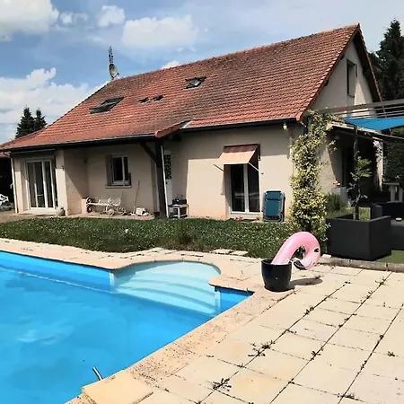 Grande Avec Piscine Holiday home
